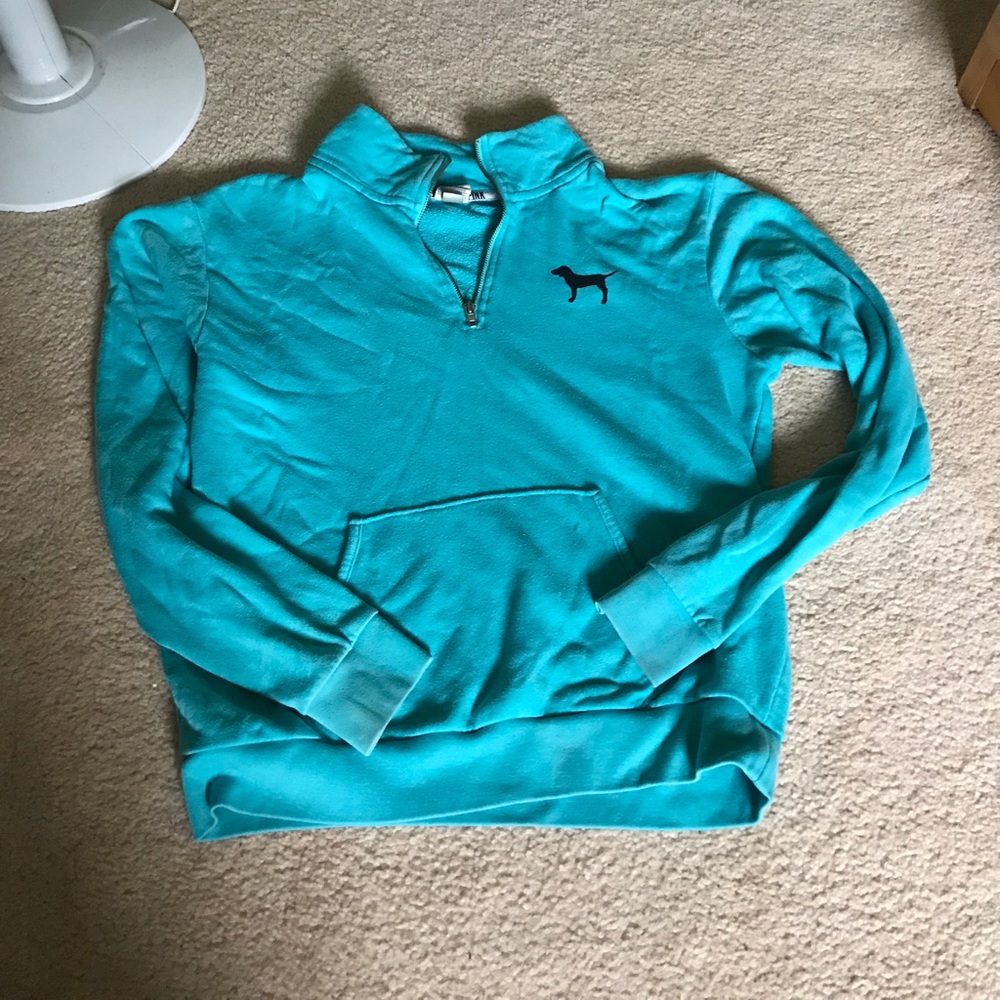 V-neck half zip up sweater