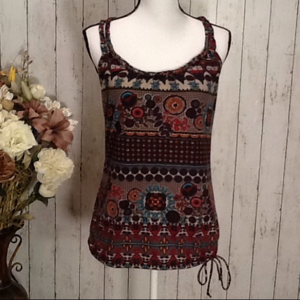 CLEARANCE SALE American Rag Floral Top Size Small