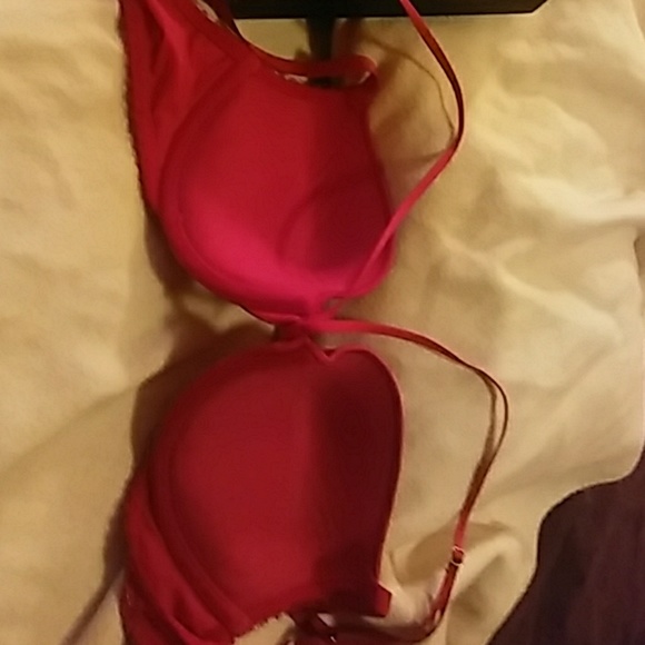 Victoria's Secret Bra - Picture 2 of 2