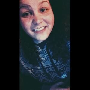 Meet your Posher, Courtney