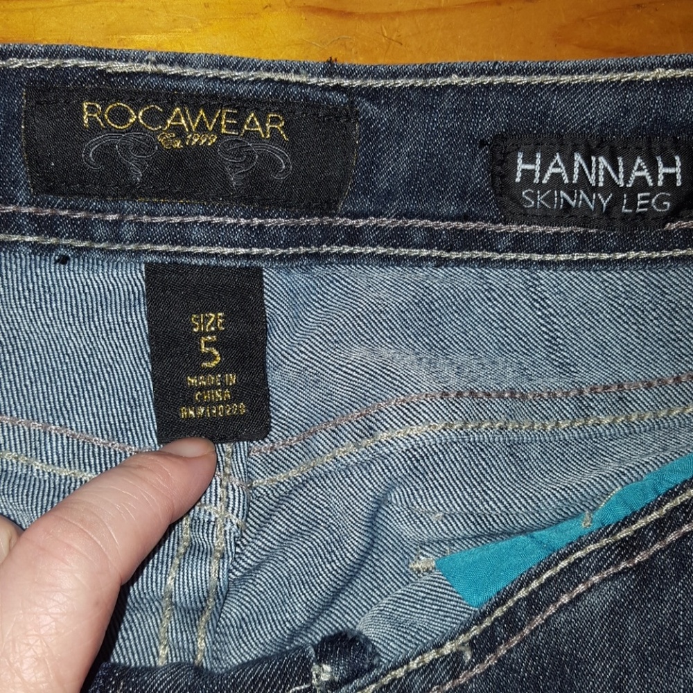 Jeans - Picture 2 of 5