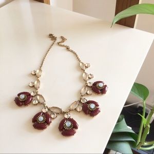 Statement necklace