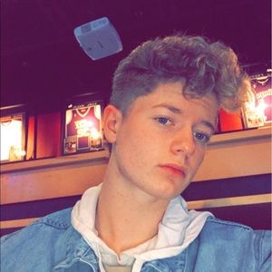 Meet your Posher, Walker