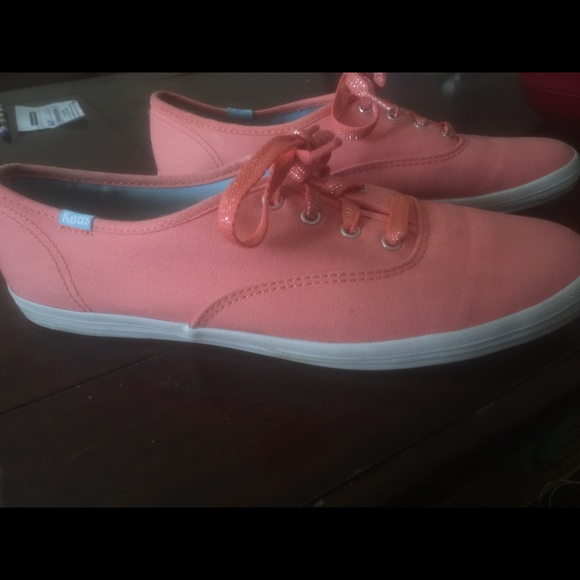 🔥Women's Keds Shoes🔥 - Picture 2 of 4