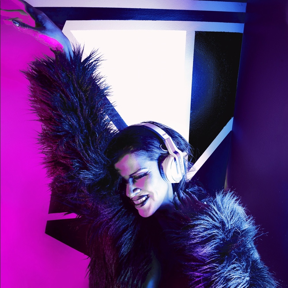 Meet your Posher, Lupita