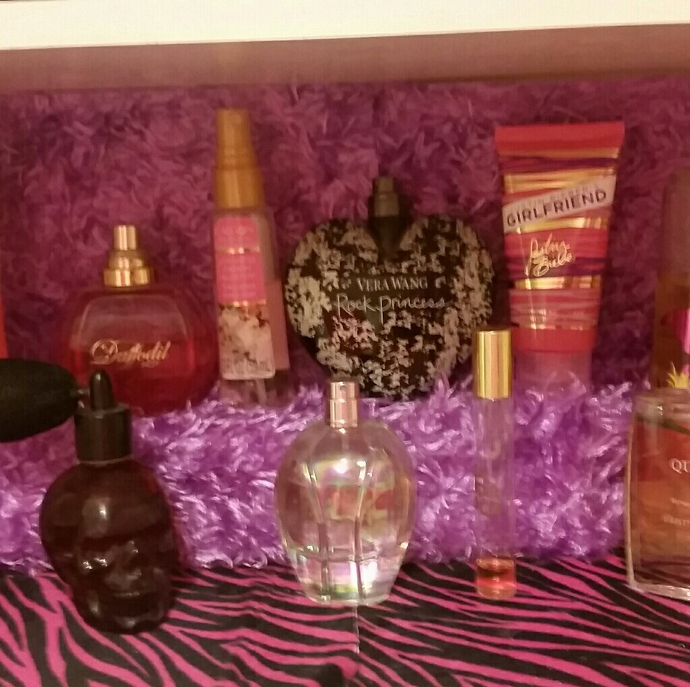 Mix lot perfum used but all most all are full