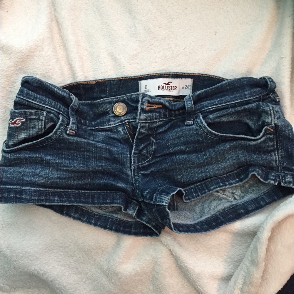 Dark blue low rise hollister shorts