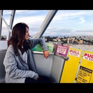 Meet your Posher, Ava