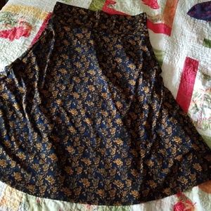 Lularoe skirt