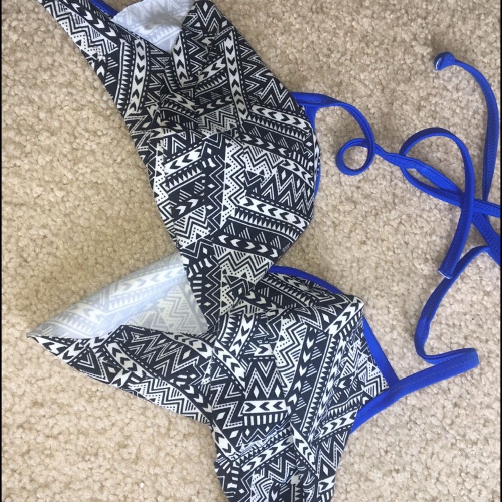 xs Victoria's Secret bikini top