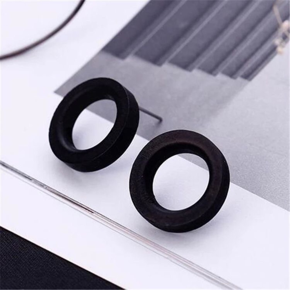 the open circle stud earring - Picture 4 of 4