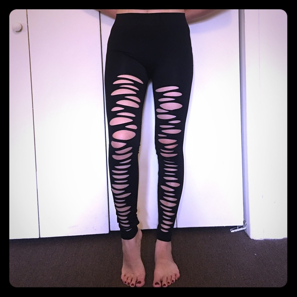 ❌SOLD❌Black Cut Out Elastic Waist Leggings