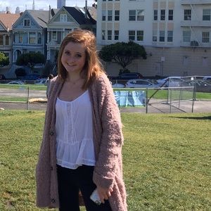 Meet your Posher, Anne-conley