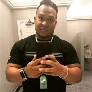 Meet your Posher, Johnathan