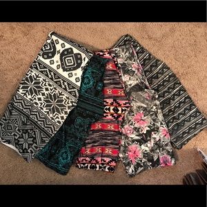 Comfy Lot of Women's Leggings! Mixed prints!