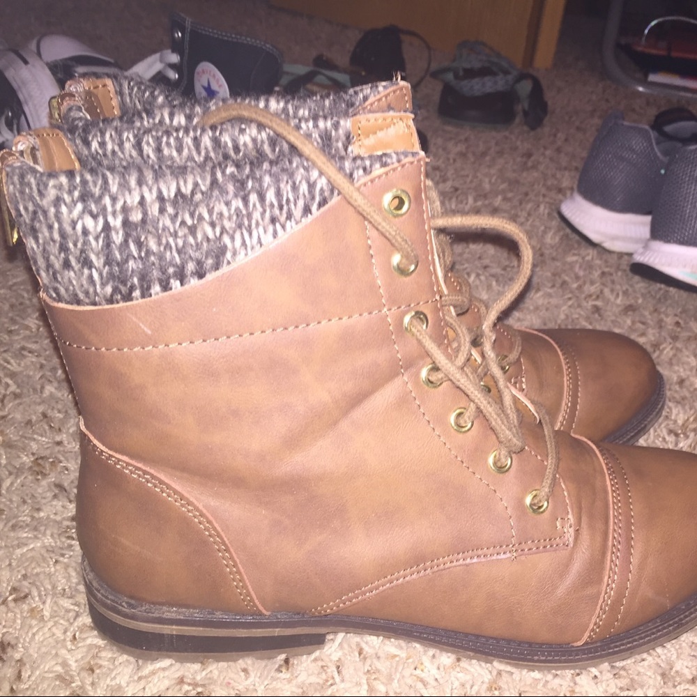 combat boots