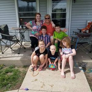 Meet your Posher, Lorri