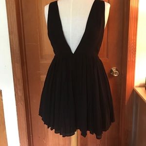 AMAZING Tobi skater dress