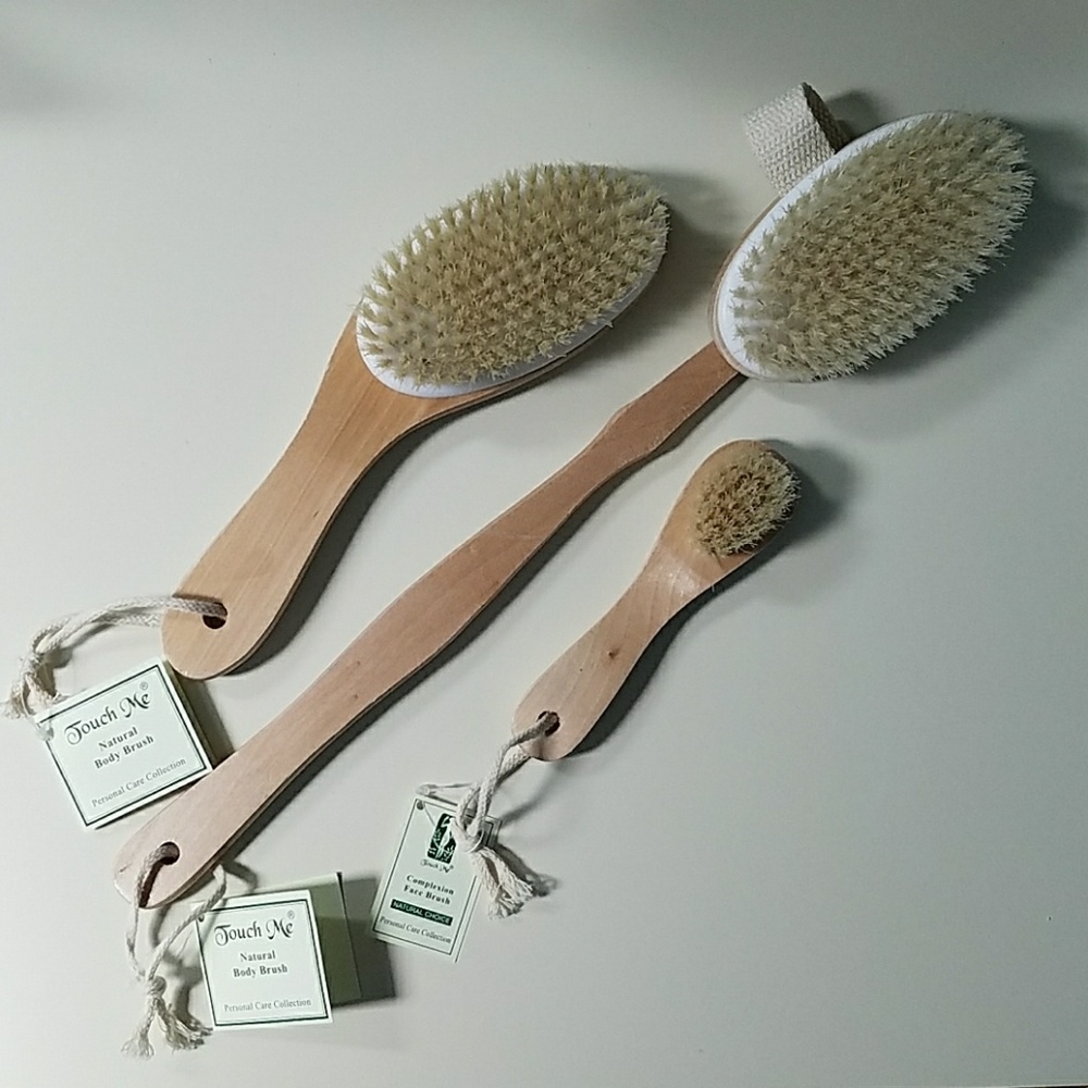 NWT 3 Natural Body Brushes