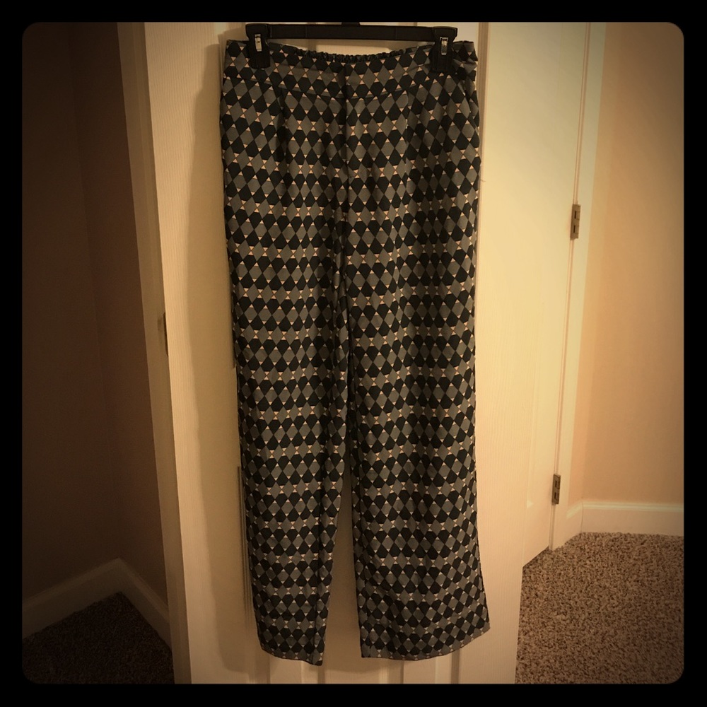 Pink/grey wide legged pants