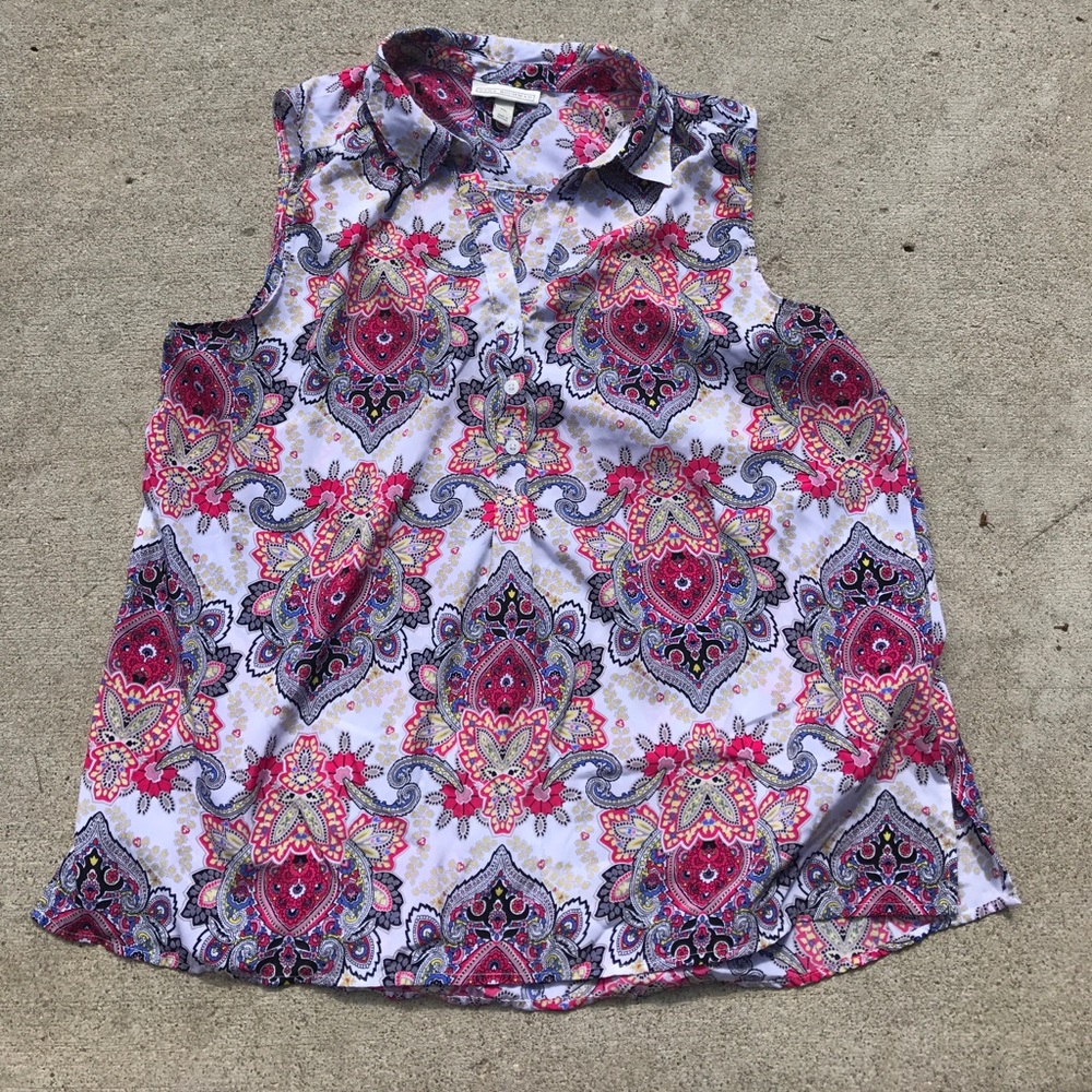 Beautiful Dana Buchman collared floral tank top