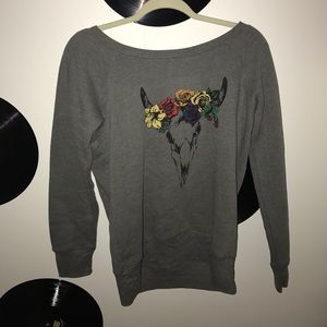 Cow skull with flower crown pullover!!