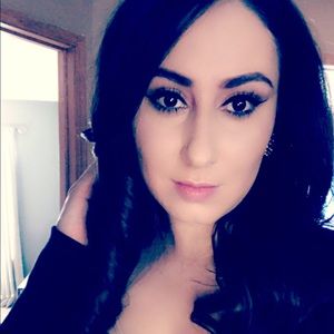 Meet your Posher, Maricela