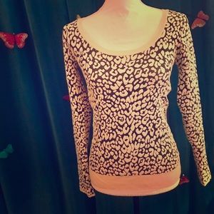 SPARKLE & FADE Gray Ivory Snow Leopard Sweater S SPARKLE & FADE Gray Ivory Snow Leopard Sweater S
