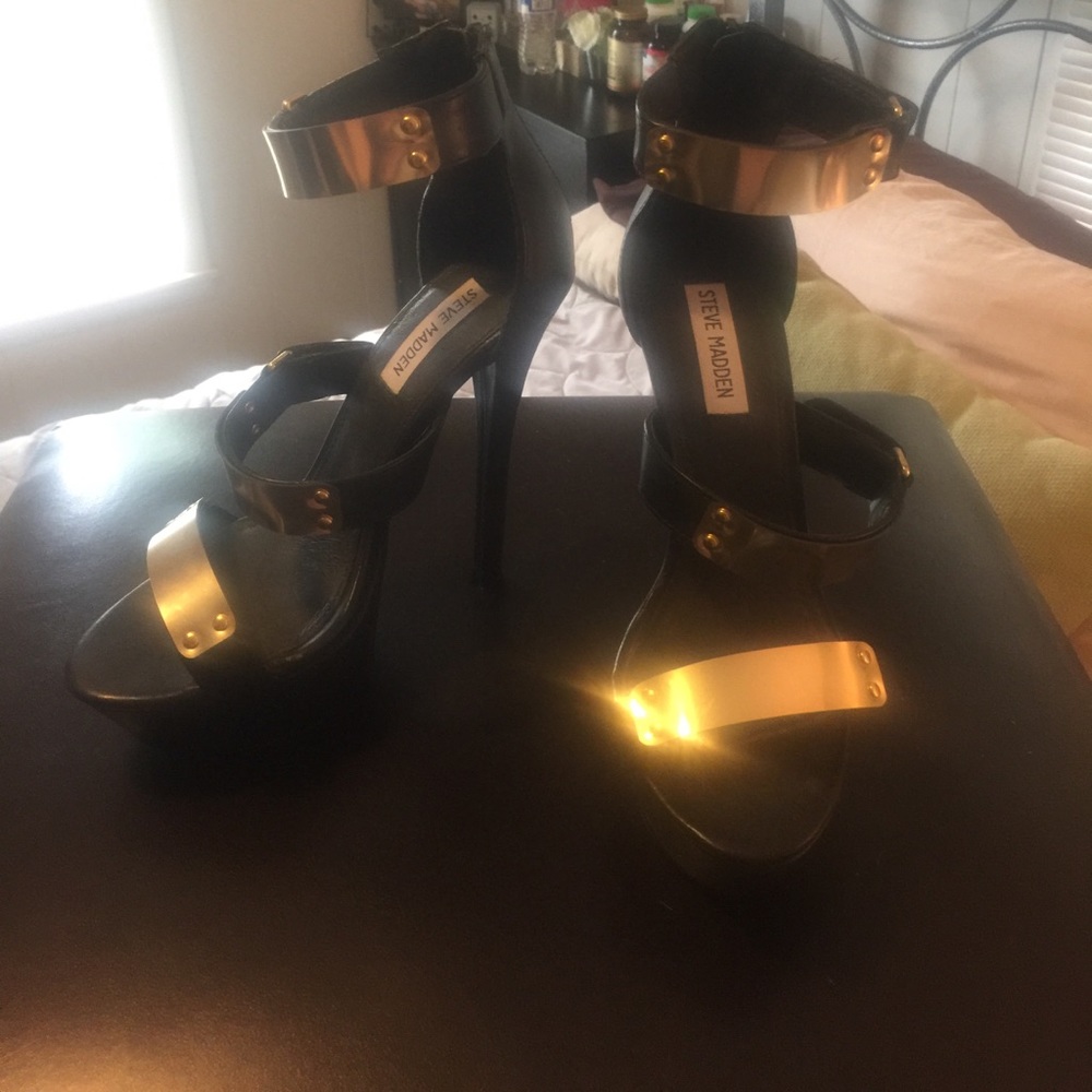 2/$20 Steve Madden high heel black sz 7.5