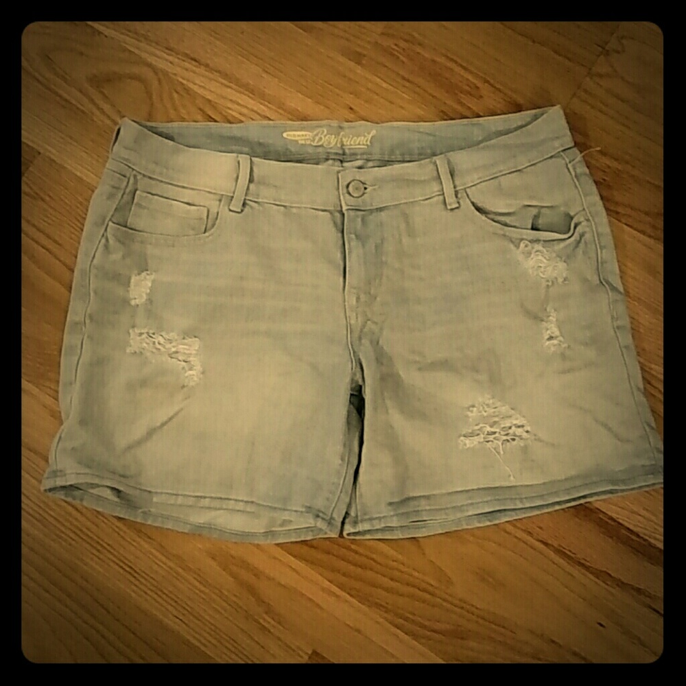 Old Navy Boyfriend Jean Shorts