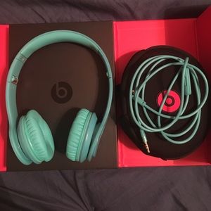 Beats solo headphones (teal)