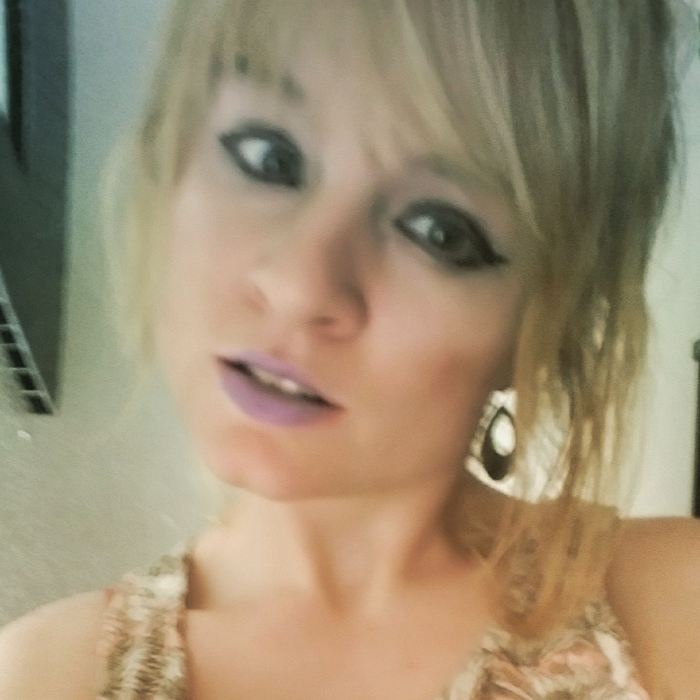 Meet your Posher, Marissa