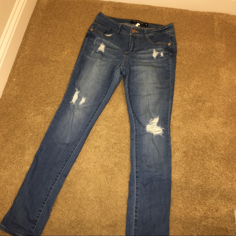 Blue denim ripped jeans - size 5