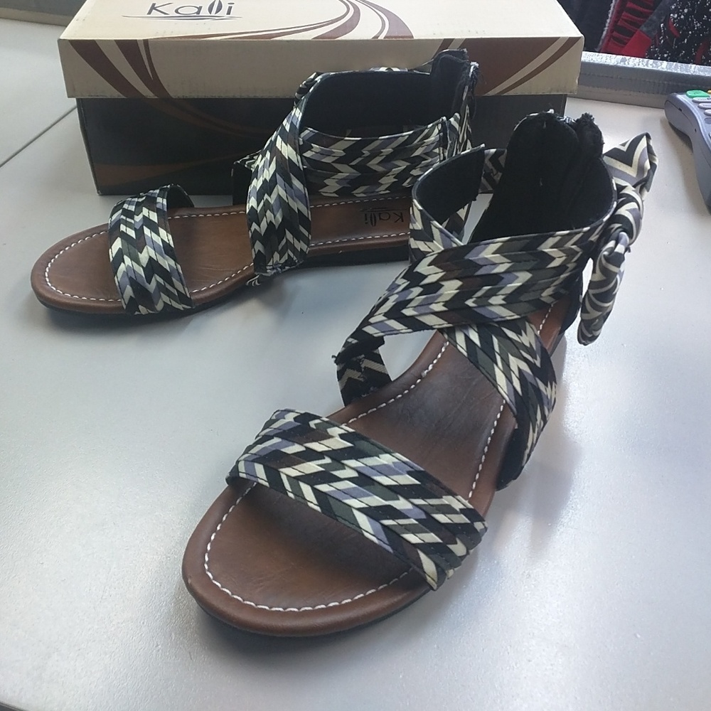 Open toed flat sandals chevron - KALI SUNNY BLACK