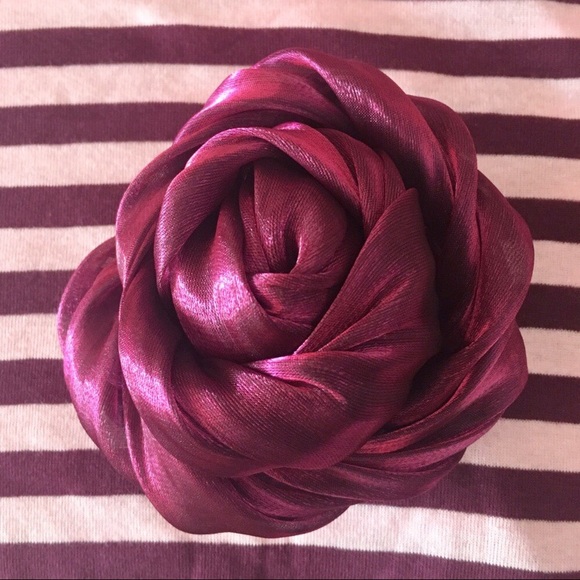 LANE BRYANT 2 in 1 Hair Clip Pin Satin Rose Flower Floral Styling Purple Fuschia - Picture 5 of 7