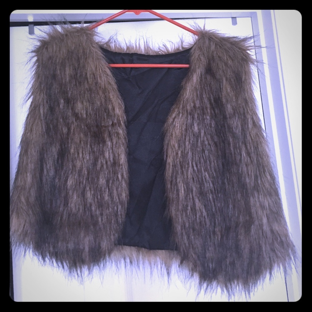 Fur vest