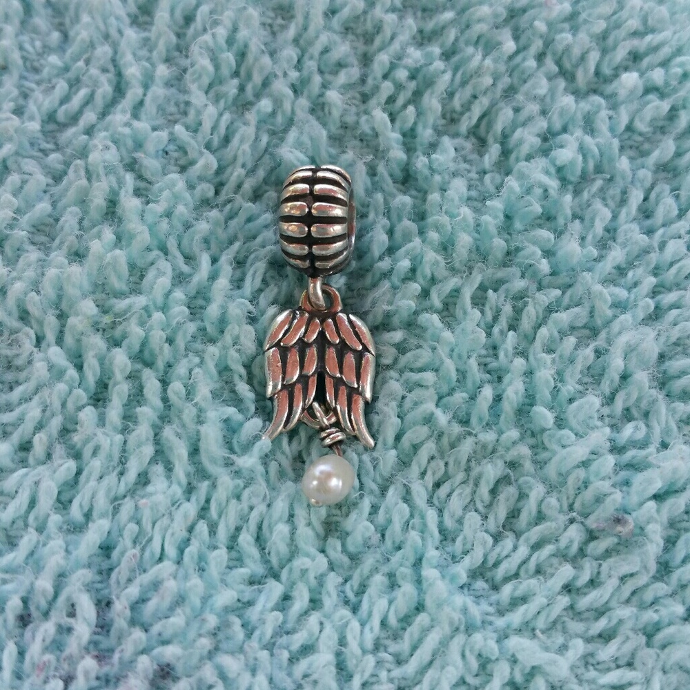 Pandora angel wing charm