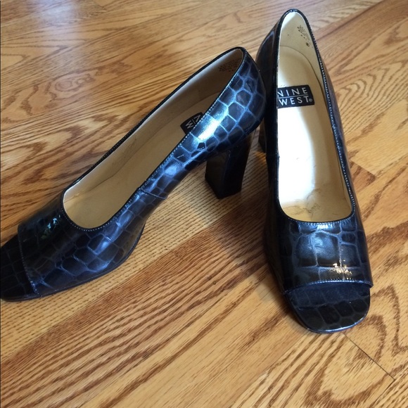 Nine West heels - Picture 1 of 6