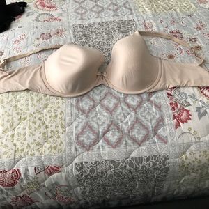 Victoria Secret Body by Victoria Bra