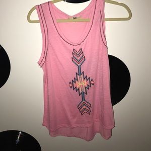 Pink tank top with colorful arrow