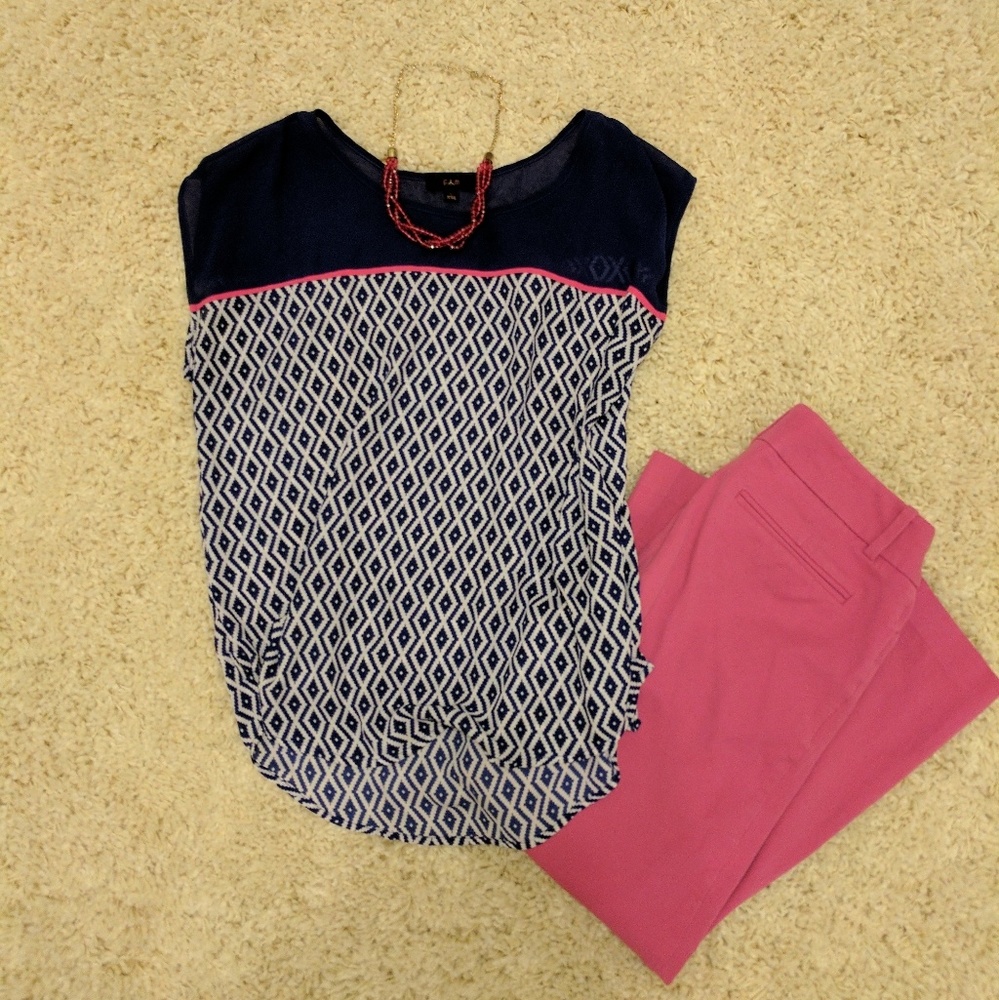 Geometric design top. Navy, white, pink.