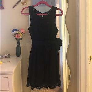 Abercrombie & Fitch navy lace dress