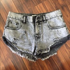 Bullhead faded black high-wasted shorts SIZE 5