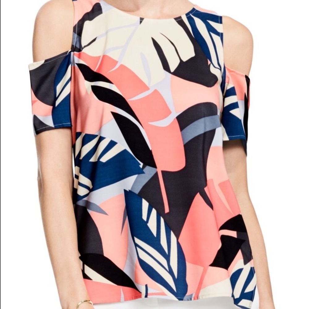 NWT Bold & Beautiful Vince Camuto Cold-Shoulder