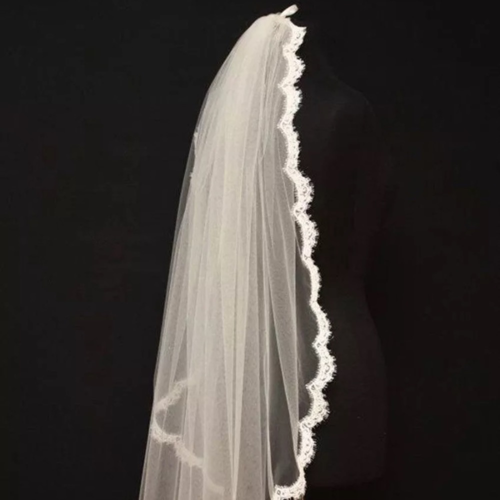 Sale!! ✨new wedding veil white/ivory - Picture 2 of 5