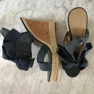 NEW Levity Serena Wedge Sandal