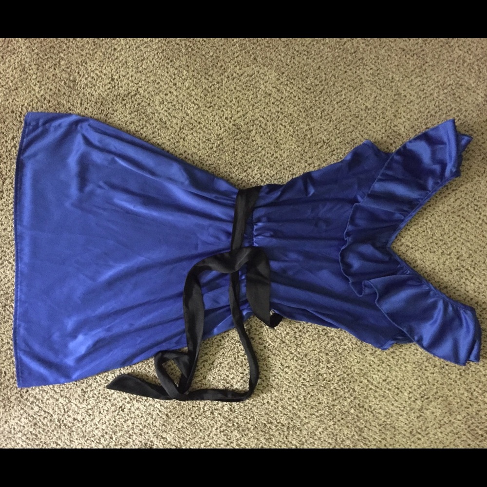 Francesscas Blue Ruffle Dress - Picture 3 of 4