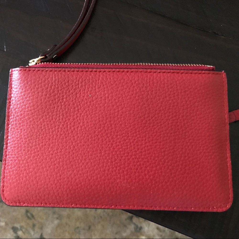 Kate Spade ♠️ red wristlet - Basically New! - Picture 4 of 5