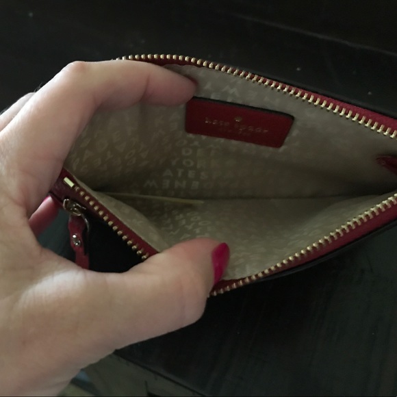 Kate Spade ♠️ red wristlet - Basically New! - Picture 3 of 5