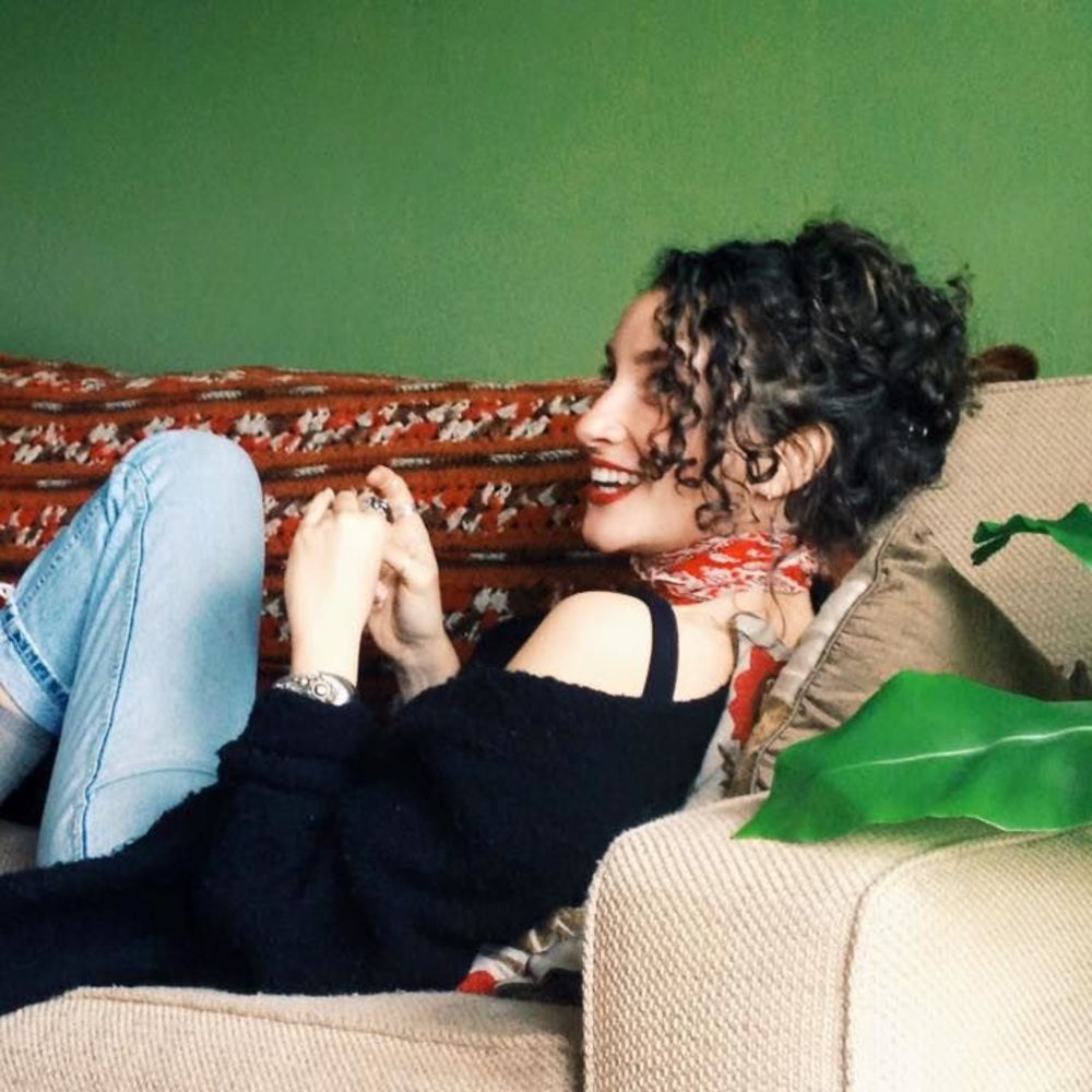 Meet your Posher, Leila